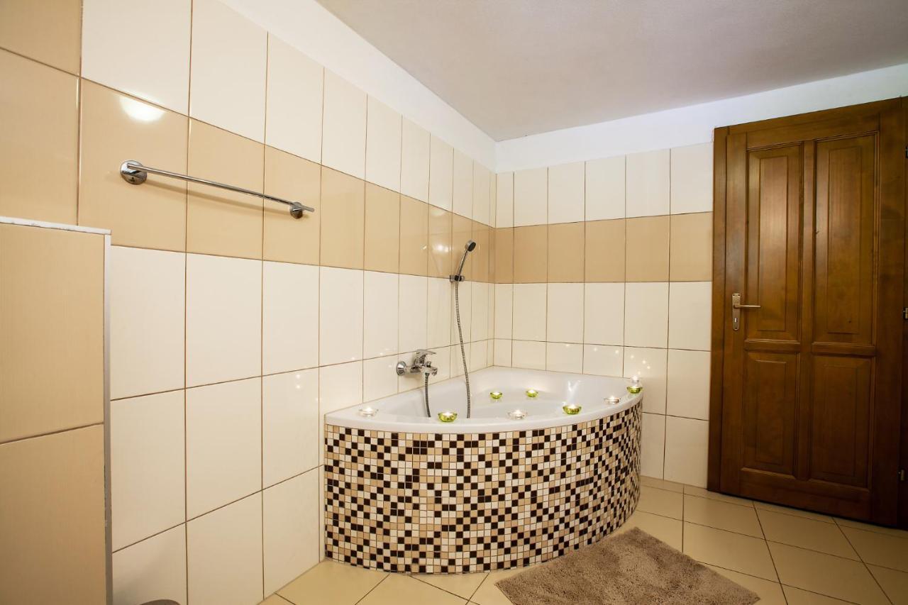 Apartmany Pinus, Tale, Chopok Juh エクステリア 写真