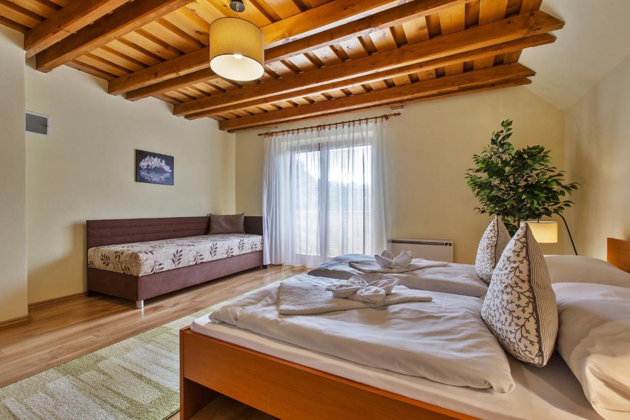 Apartmany Pinus, Tale, Chopok Juh エクステリア 写真